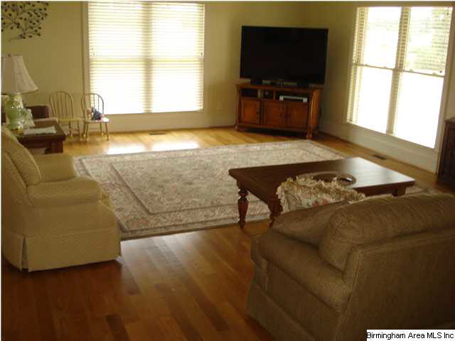 952 6th Street Pleasant Grove, AL 35127 - Photo 4 of 14