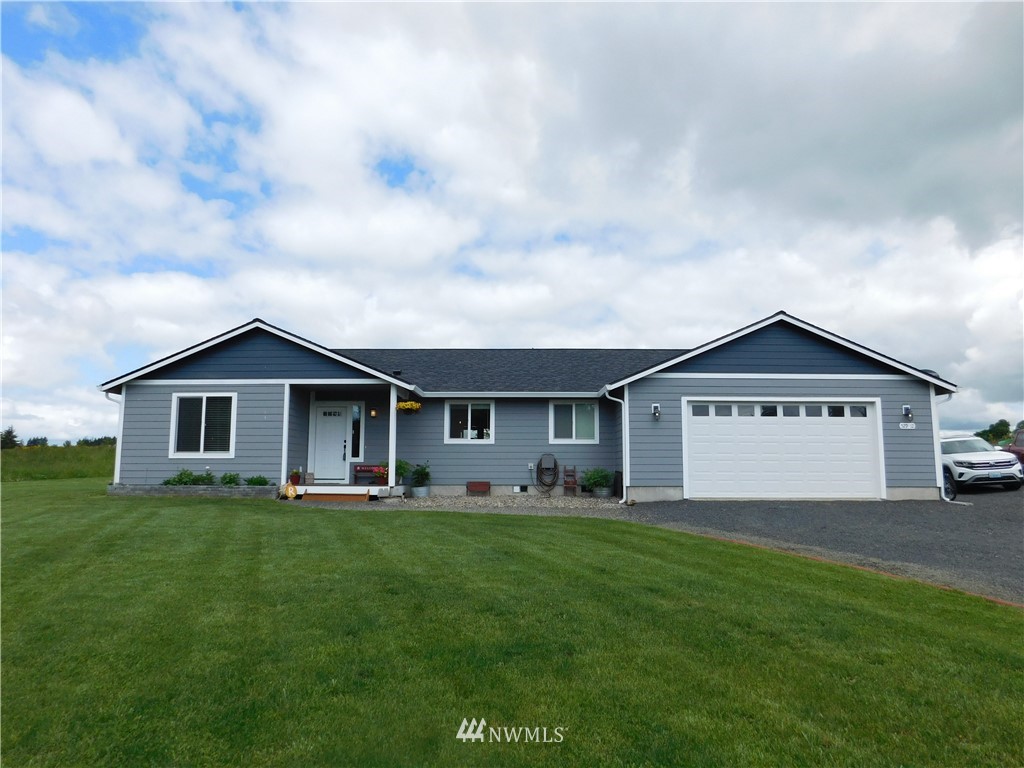 529-12 North Military Road Winlock, WA 98596 - Photo 1 of 38
