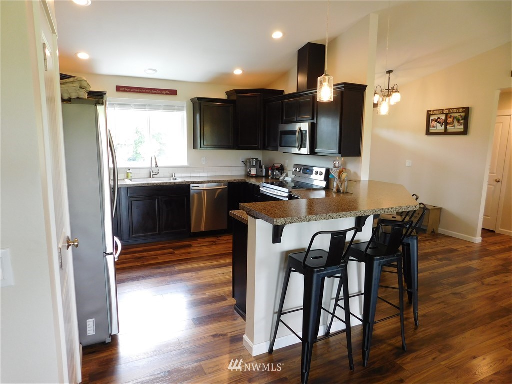 529-12 North Military Road Winlock, WA 98596 - Photo 11 of 38