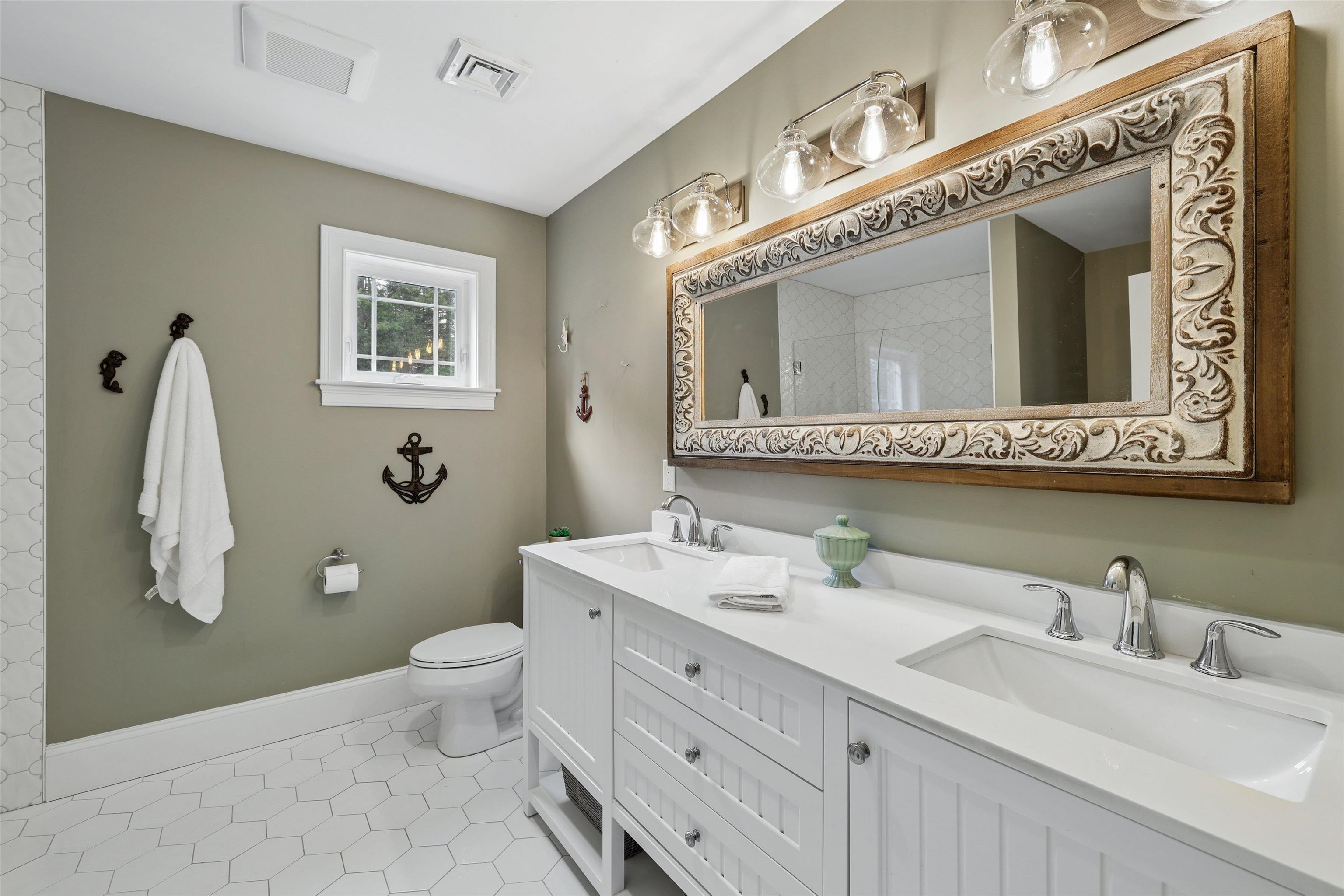 79 Thunder Road Fremont, NH 03044 - Photo 23 of 56