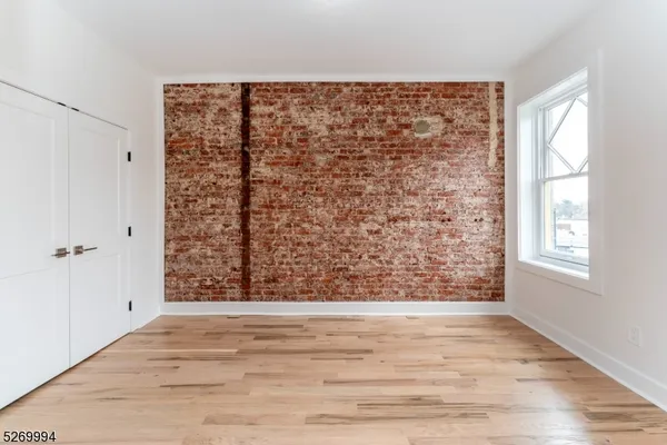 $2,950 | 15 North Avenue, Unit 2A, Garwood, NJ 07027