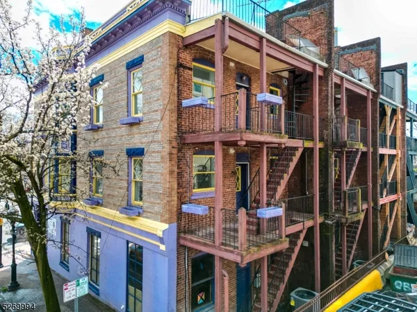$2,950 | 15 North Avenue, Unit 2A, Garwood, NJ 07027