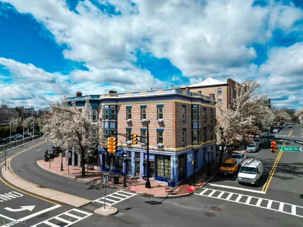 $2,950 | 15 North Avenue, Unit 2A, Garwood, NJ 07027