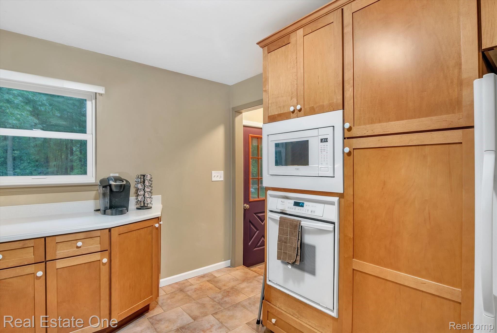 5630 North Fleming Road Fowlerville, MI 48836 - Photo 11 of 42 15-5630-N-Fleming-Rd-WindowStill-Real-Estate-Photography-15.jpg