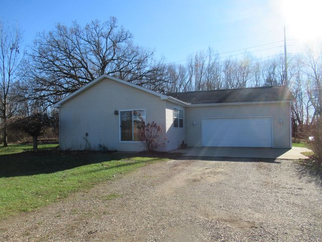 $280,000 | 16871 Highway 60, Vandalia, MI 49095
