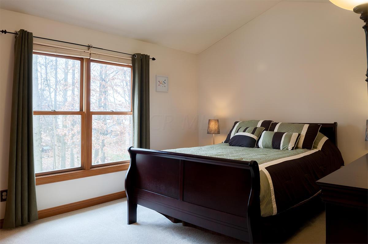 873 Hensel Woods Road Columbus, OH 43230 - Photo 8 of 16