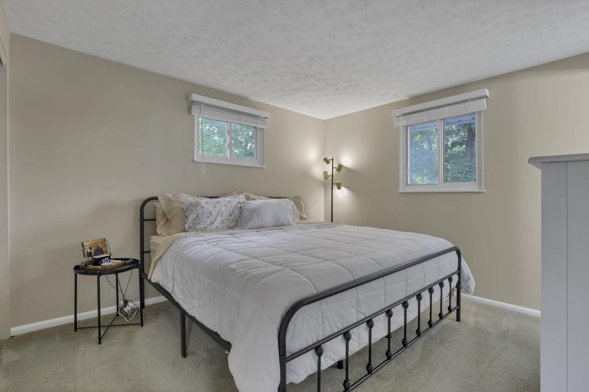 5252 Roche Place Columbus, OH 43229 - Photo 23 of 46 23-web-or-mls-IMG_1275