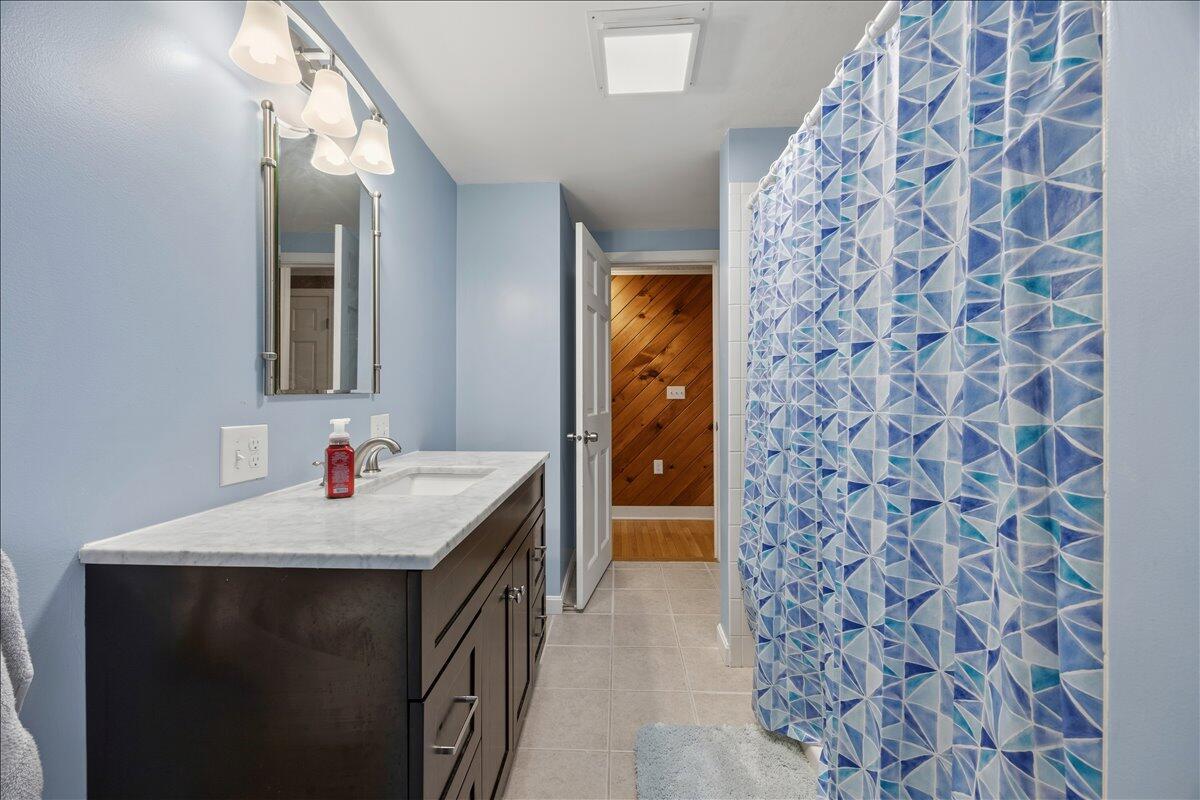 9 Ranwall Avenue Saco, ME 04072 - Photo 17 of 42 Bathroom