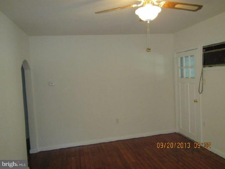 2907 Eagleville Road Audubon, PA 19403 - Photo 4 of 22 Living Room