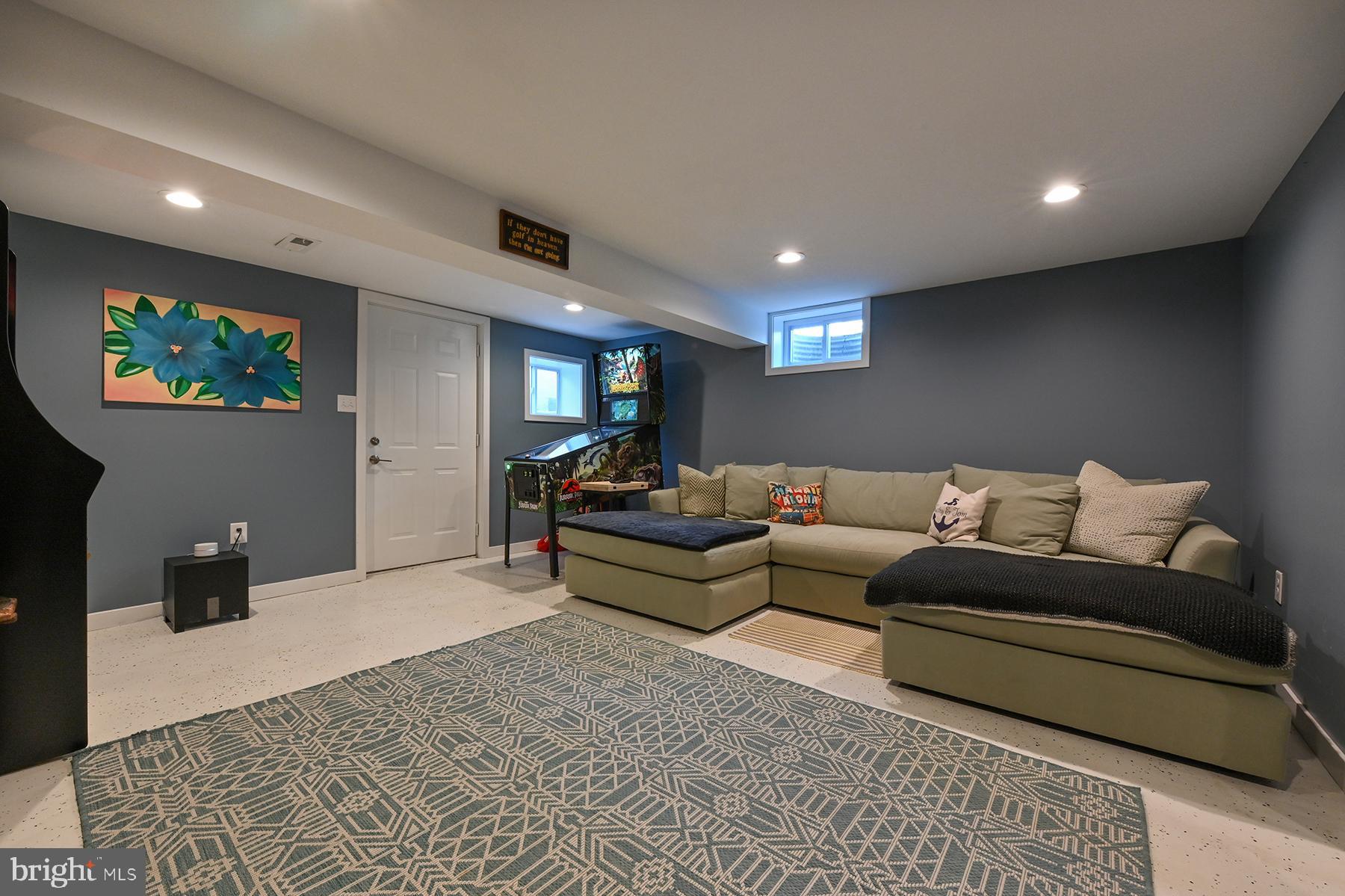 609 Riverside Drive Pasadena, MD 21122 - Photo 46 of 48 Rec room