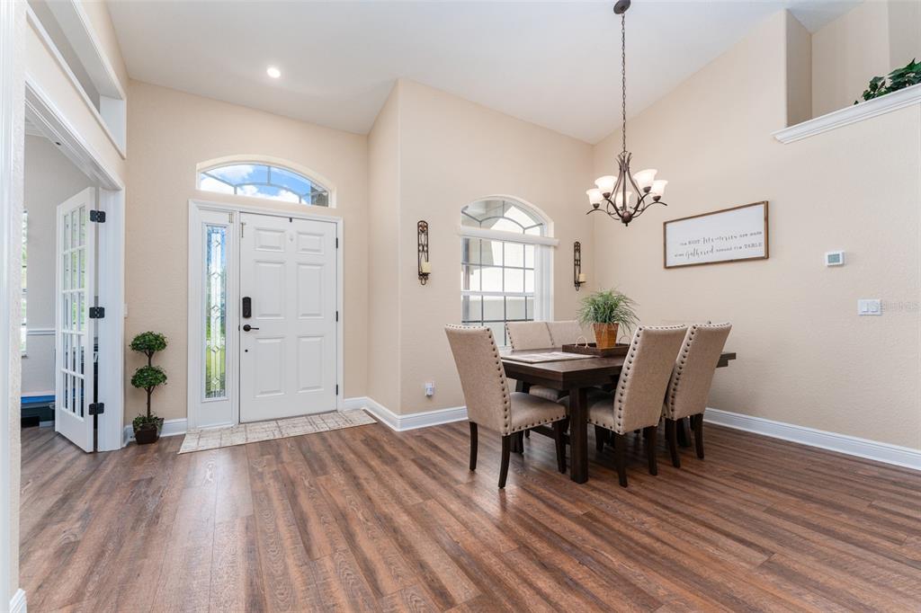 901 8th Avenue Southwest Ruskin, FL 33570 - Photo 12 of 71