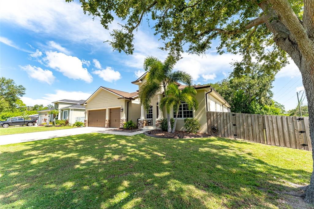 901 8th Avenue Southwest Ruskin, FL 33570 - Photo 7 of 71