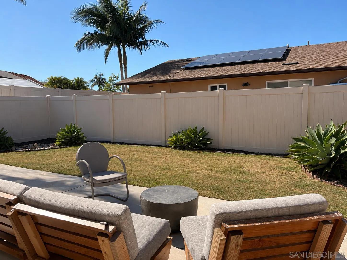 8566 Menkar Road San Diego, CA 92126 - Photo 4 of 10