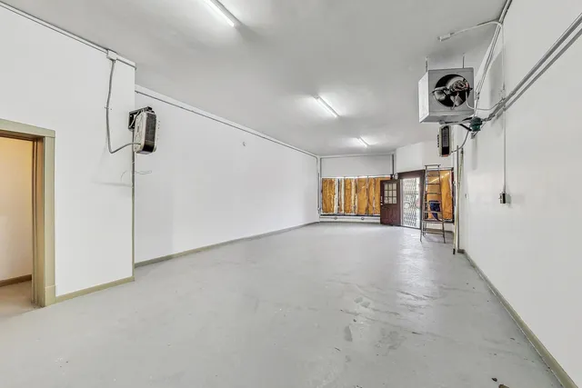 a view of a partially built entryway