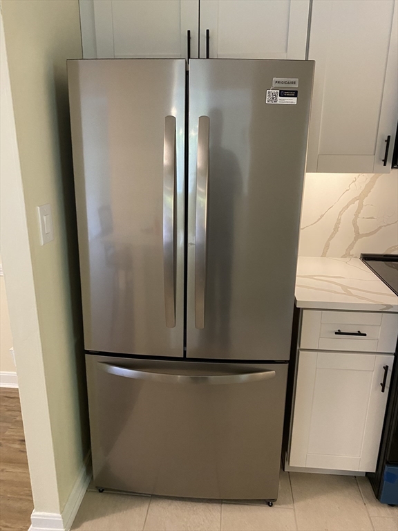 21 Clark's Road, Unit 204 Amesbury, MA 01913 - Photo 10 of 32