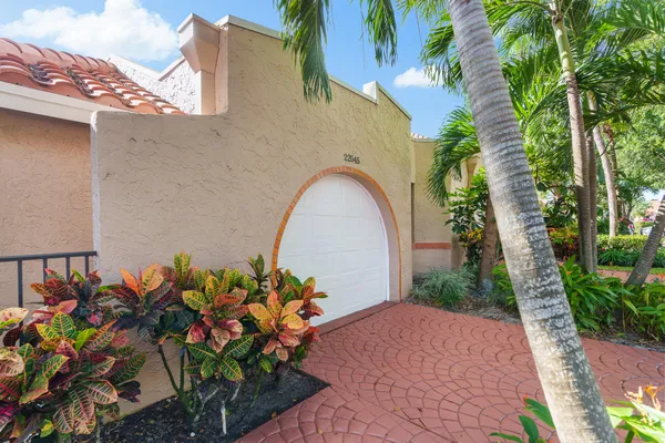 $3,800 | 22545 Meridiana Drive, Boca Raton, FL 33433