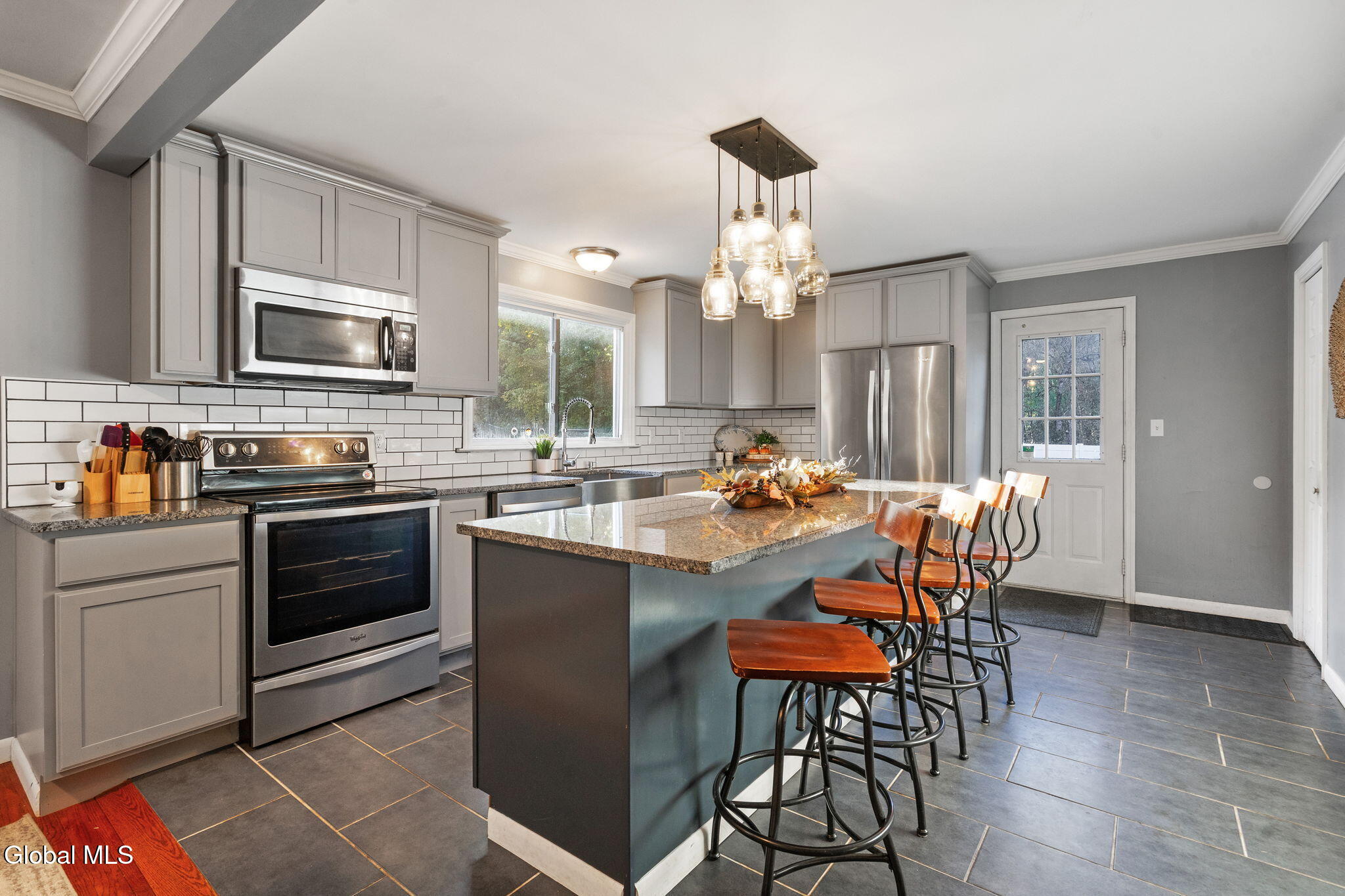 160 Clamsteam Road Halfmoon, NY 12065 - Photo 3 of 37 27-web-or-mls-160-clamsteam-rd