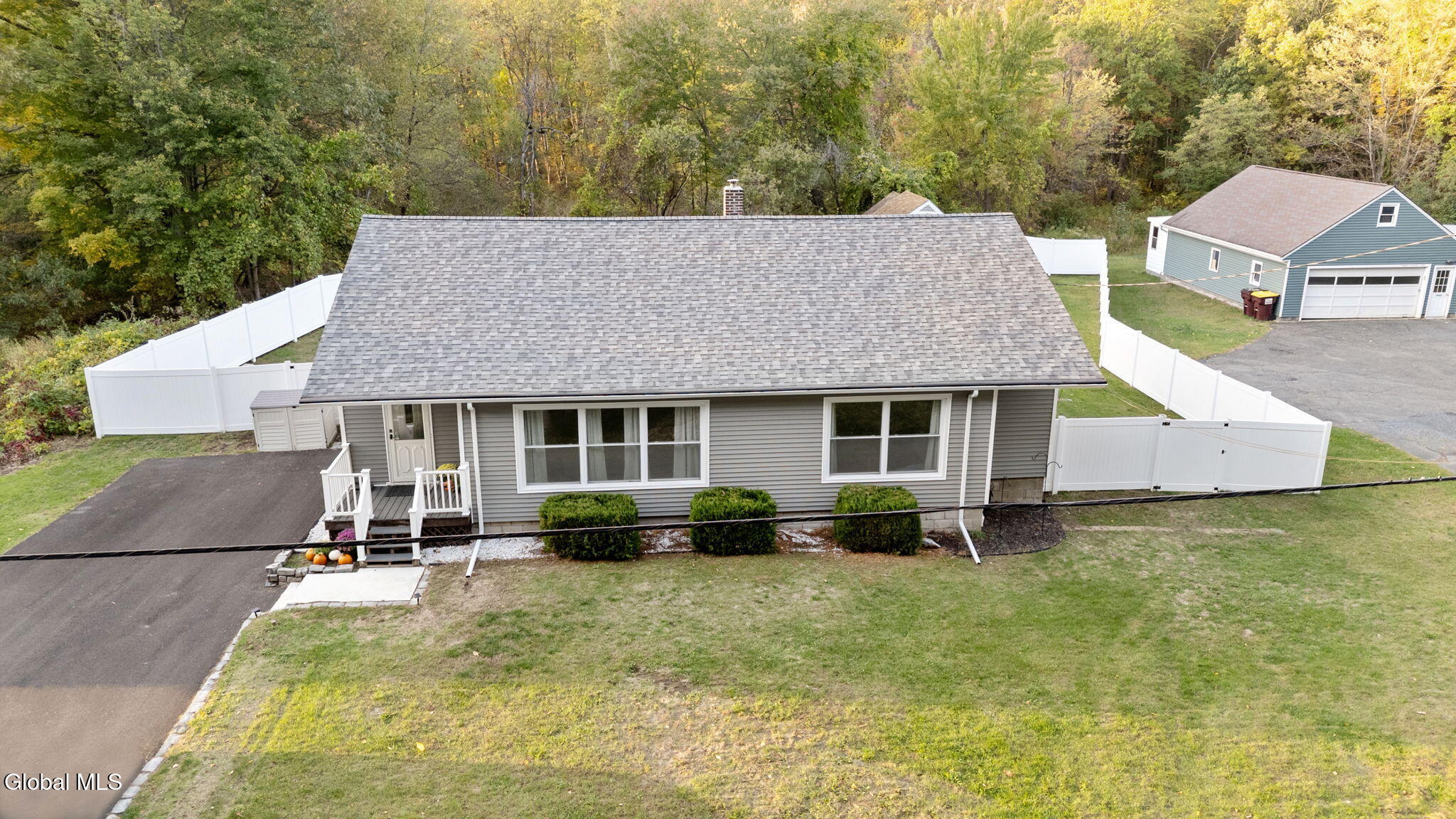 160 Clamsteam Road Halfmoon, NY 12065 - Photo 34 of 37 42-web-or-mls-160-clamsteam-rd