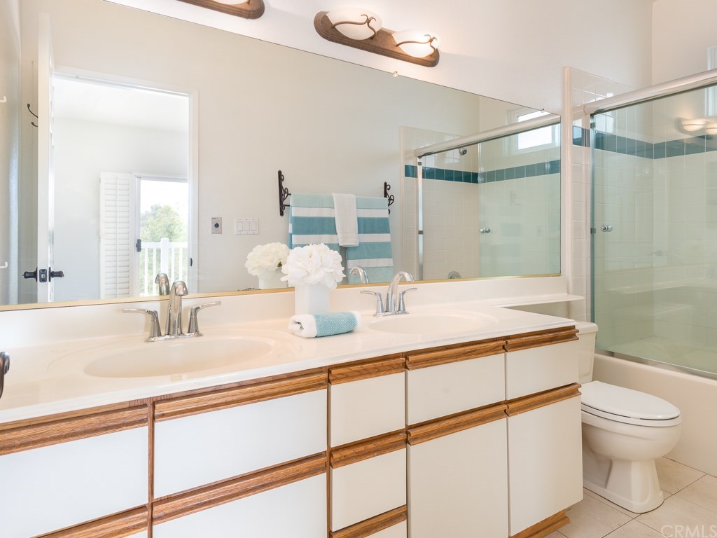 446 Monterey Boulevard, Unit 2E Hermosa Beach, CA 90254 - Photo 18 of 30