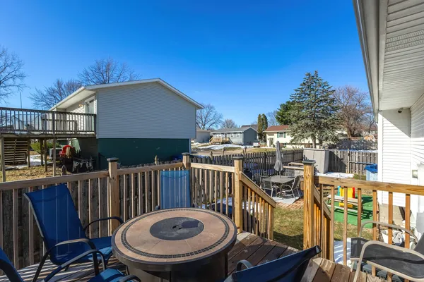 $220,000 | 4215 West 16th Street, Davenport, IA 52804