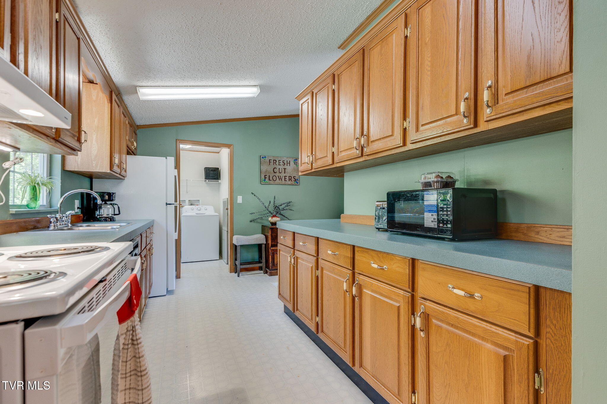 248 Jenkins Hollow Road Elizabethton, TN 37643 - Photo 11 of 25 011