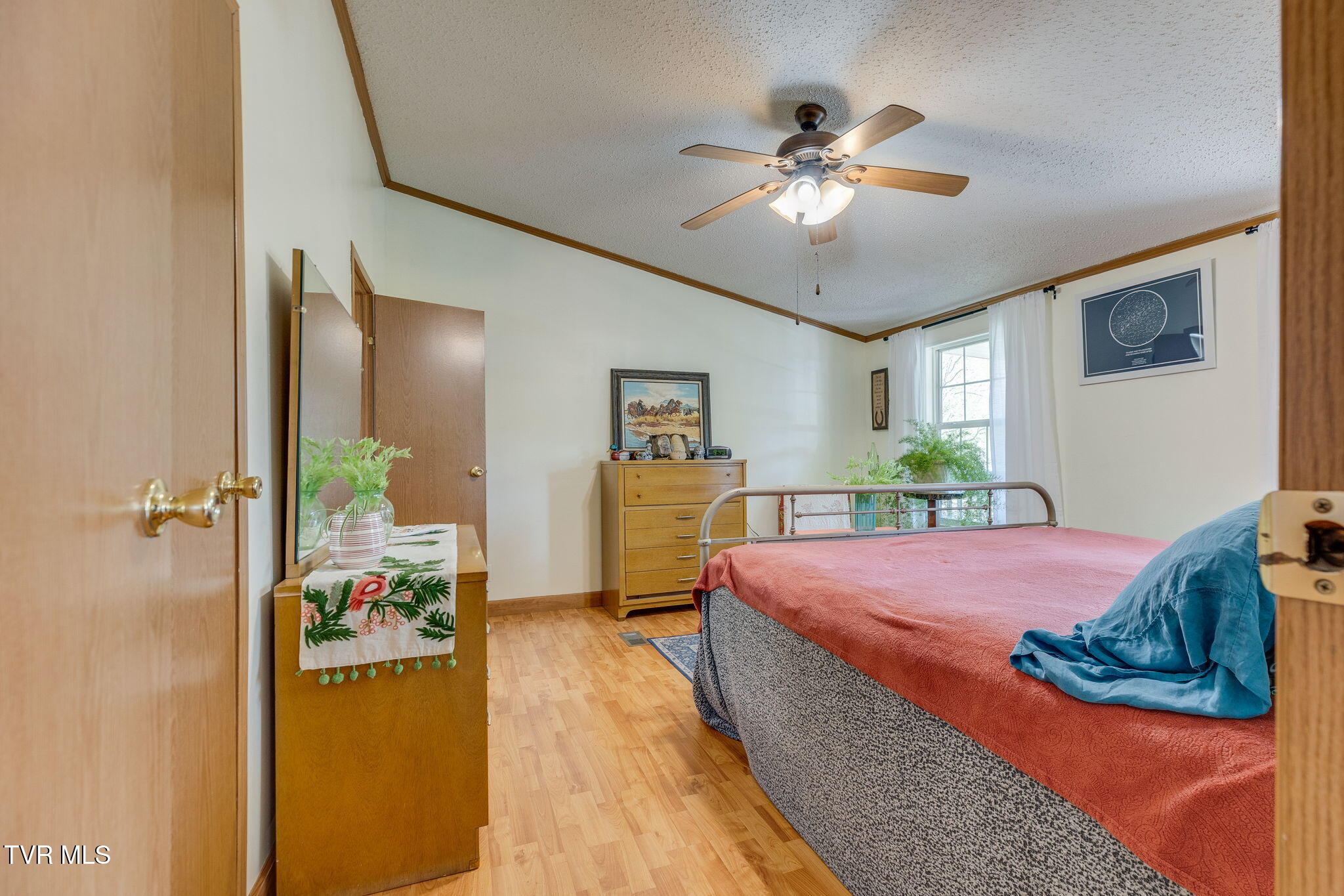 248 Jenkins Hollow Road Elizabethton, TN 37643 - Photo 12 of 25 012