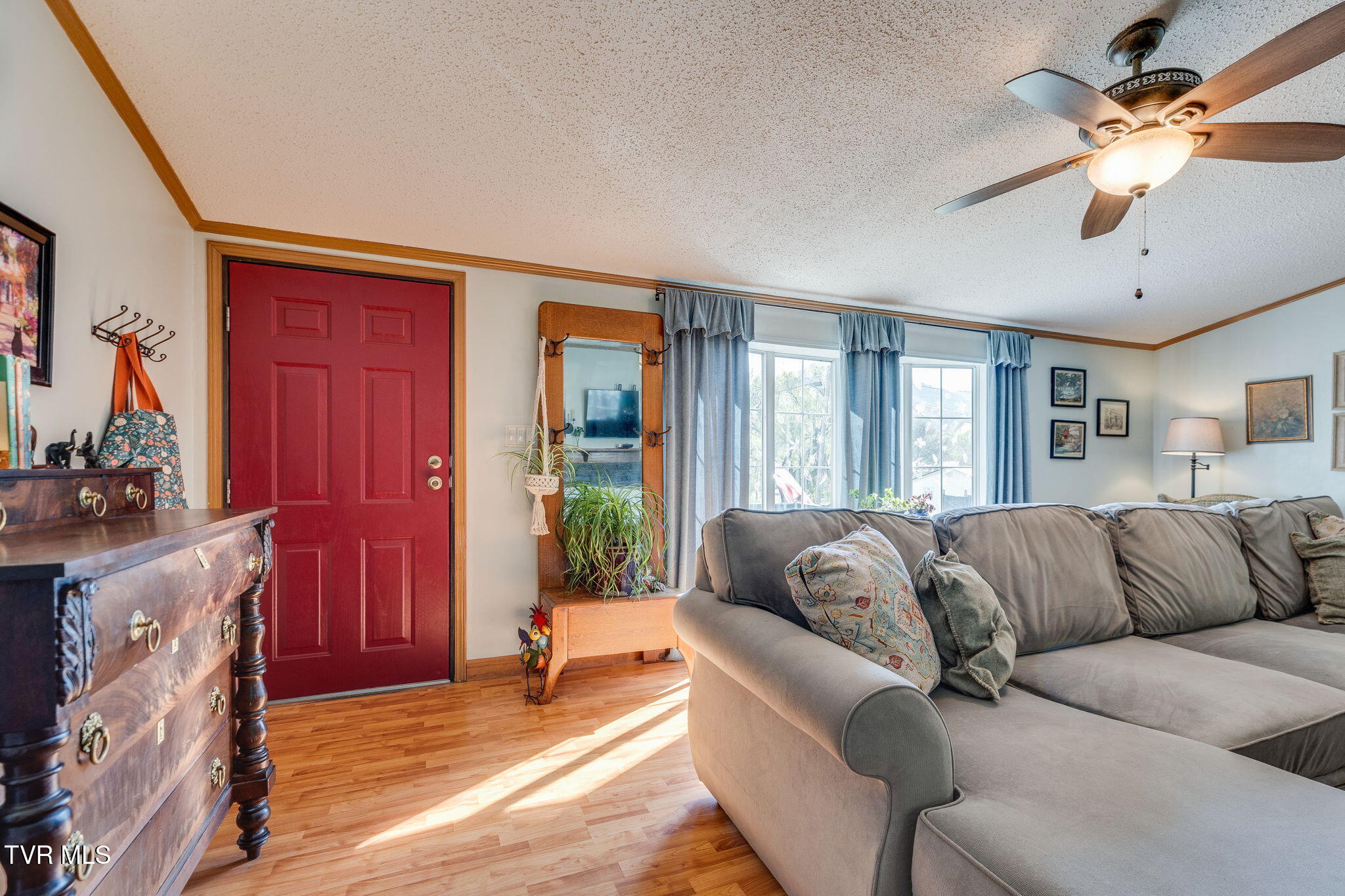 248 Jenkins Hollow Road Elizabethton, TN 37643 - Photo 5 of 25 005