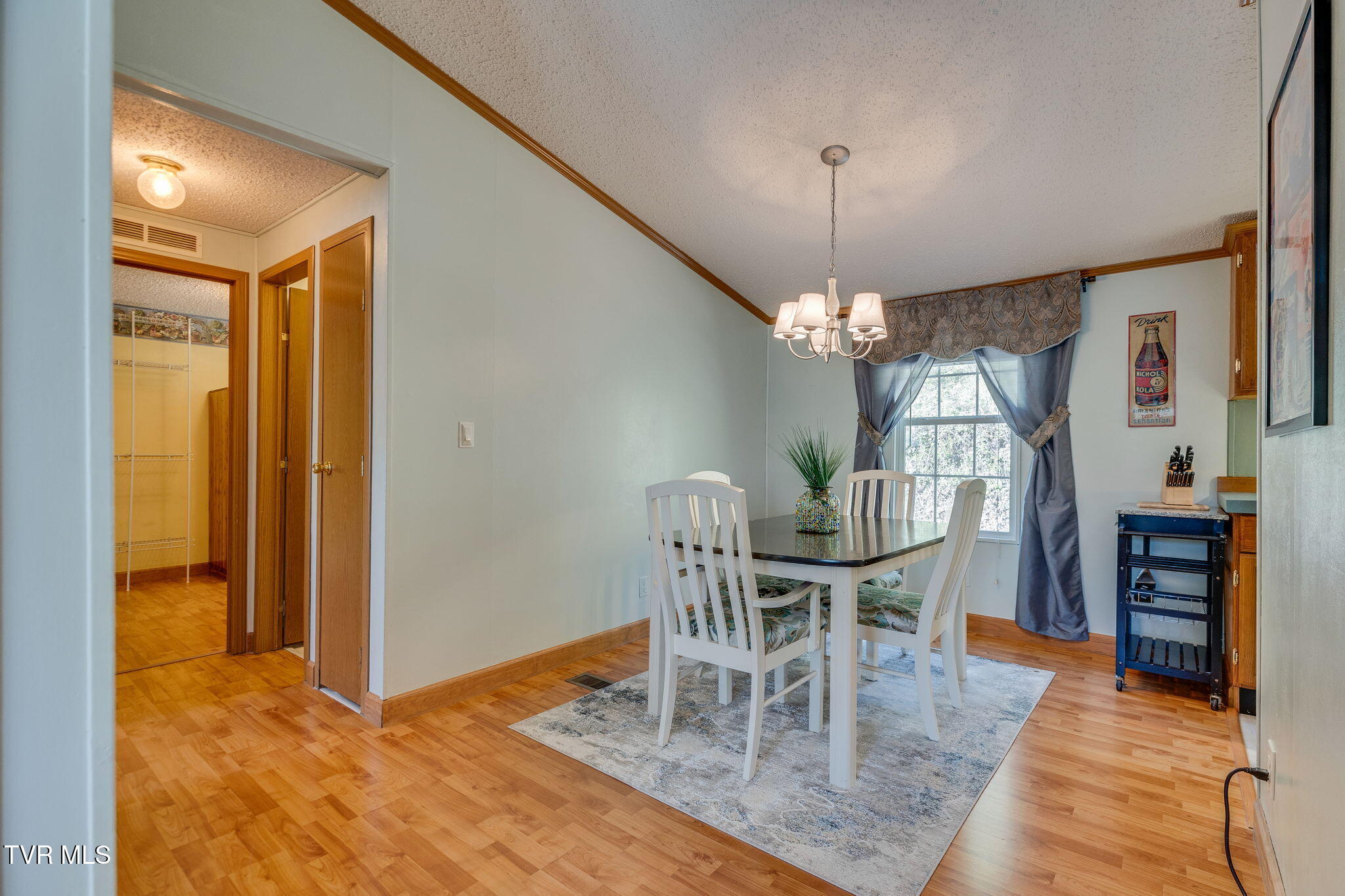 248 Jenkins Hollow Road Elizabethton, TN 37643 - Photo 8 of 25 008