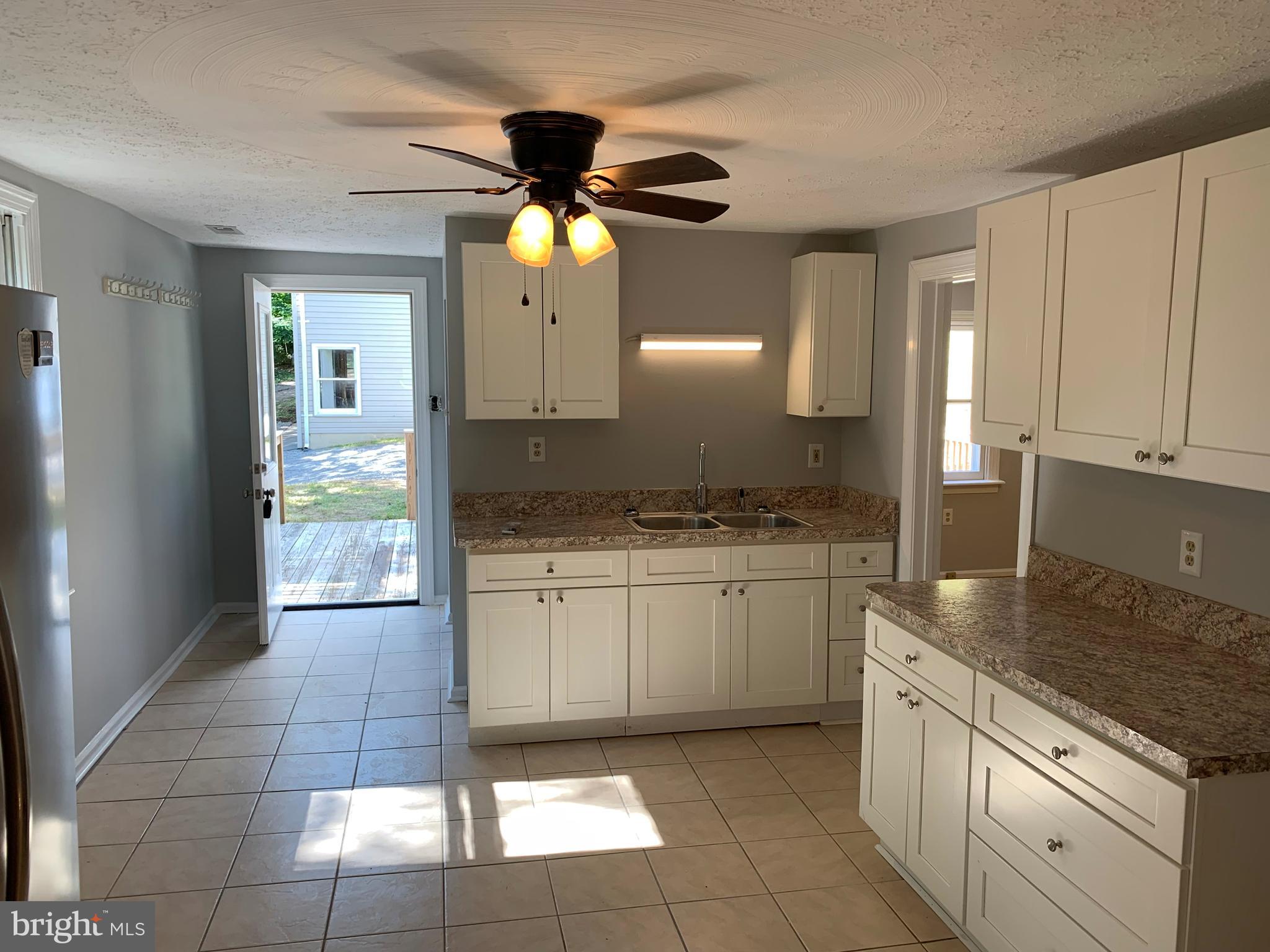 478 Round Hill Road Winchester, VA 22602 - Photo 15 of 27 Updated Kitchen