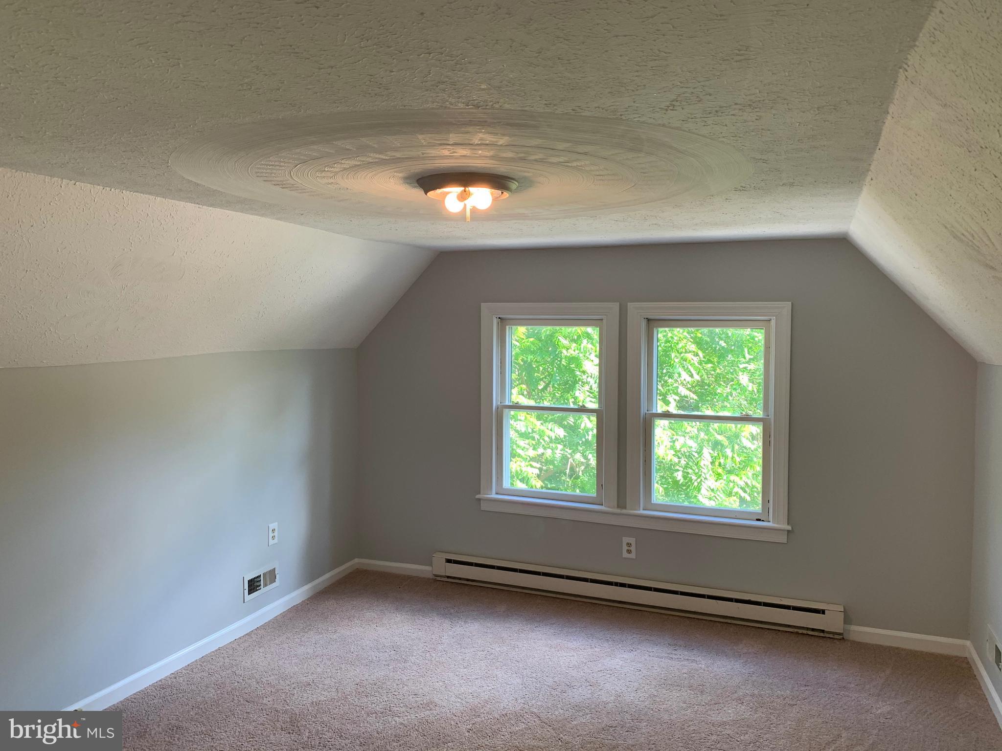 478 Round Hill Road Winchester, VA 22602 - Photo 23 of 27 Bed 2 Second Floor