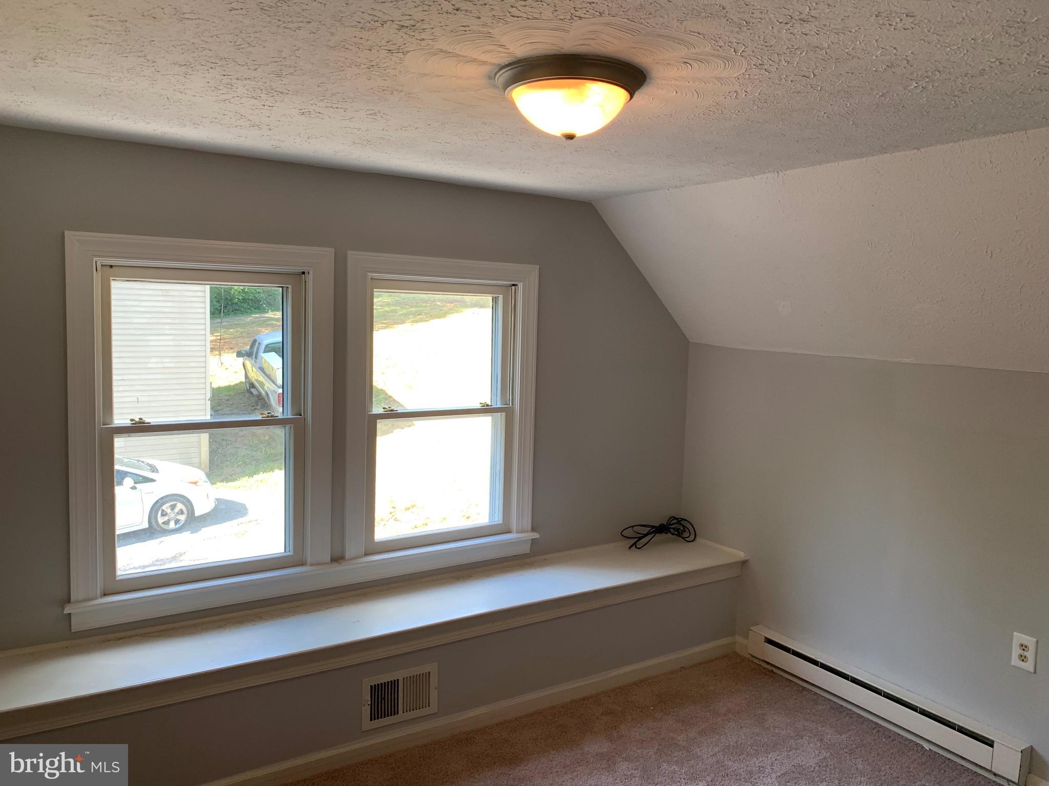 478 Round Hill Road Winchester, VA 22602 - Photo 27 of 27 Third Bed Second Floor