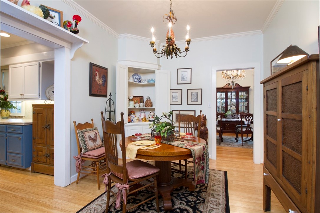 802 College Avenue Anderson, SC 29621 - Photo 10 of 45 Breakfast Room