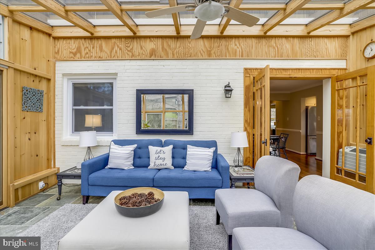 1226 Falster Road Alexandria, VA 22308 - Photo 13 of 33 Gallery Image 13