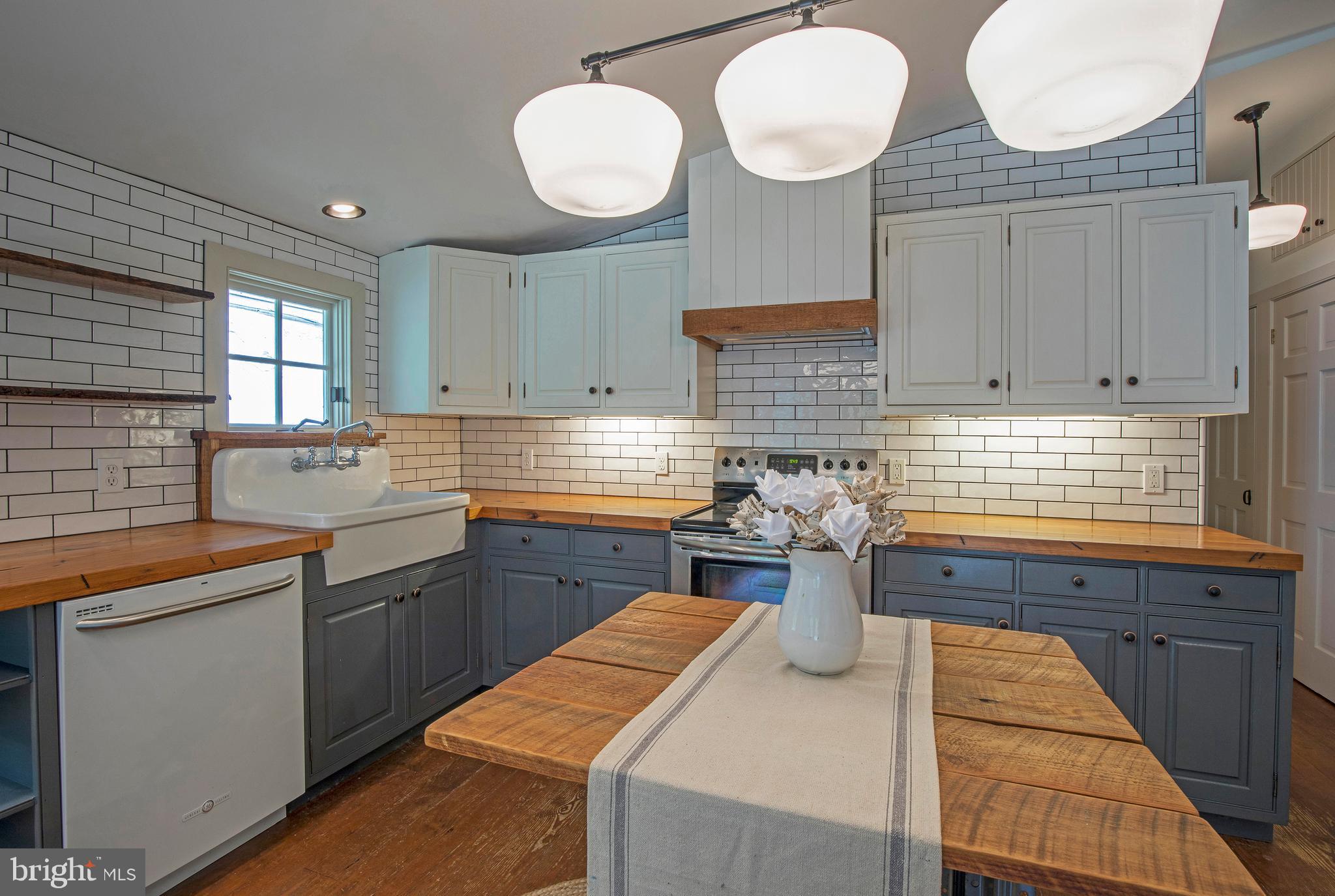 4627 Upper Mountain Road New Hope, PA 18938 - Photo 6 of 41 Gallery Image 6
