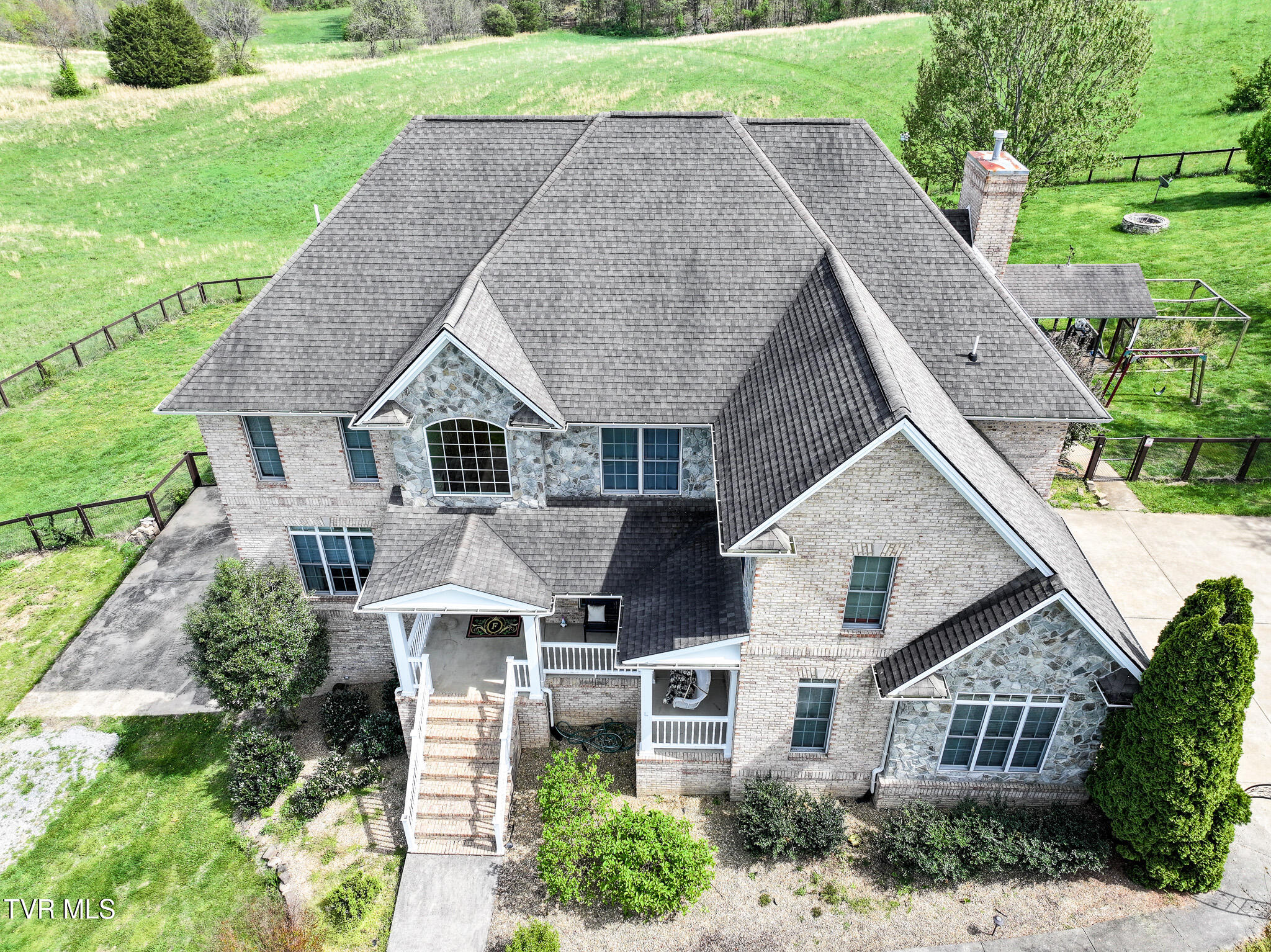 1625 Lick Hollow Road Greeneville, TN 37743 - Photo 9 of 70 DJI_20260408135949_0317_D