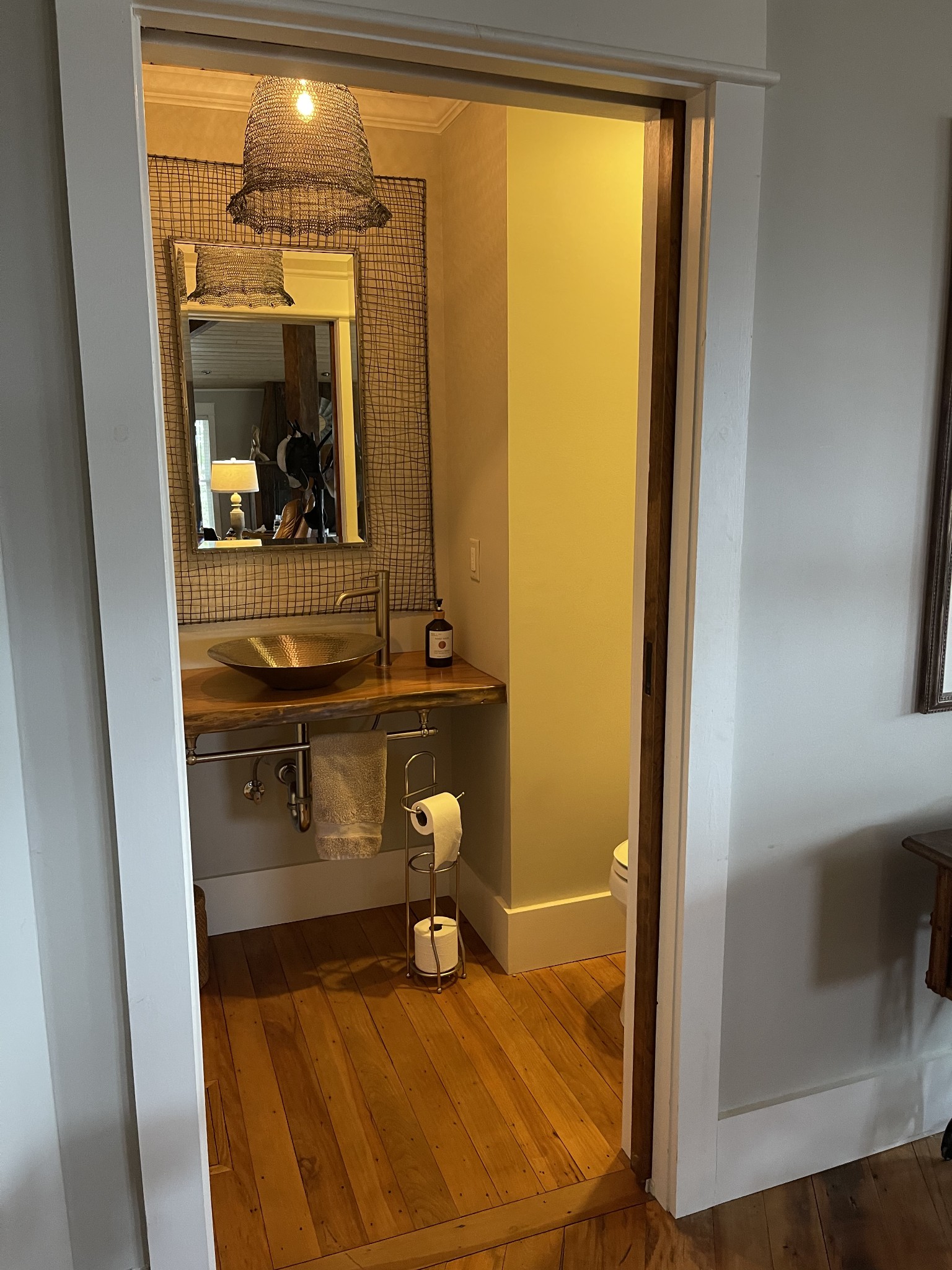 499 Wildheart Lane Sewanee, TN 37375 - Photo 12 of 32 a room with mirror