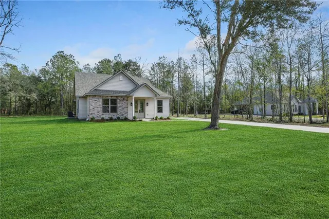 $319,900 | 65028 Smith Road, Pearl River, LA 70452