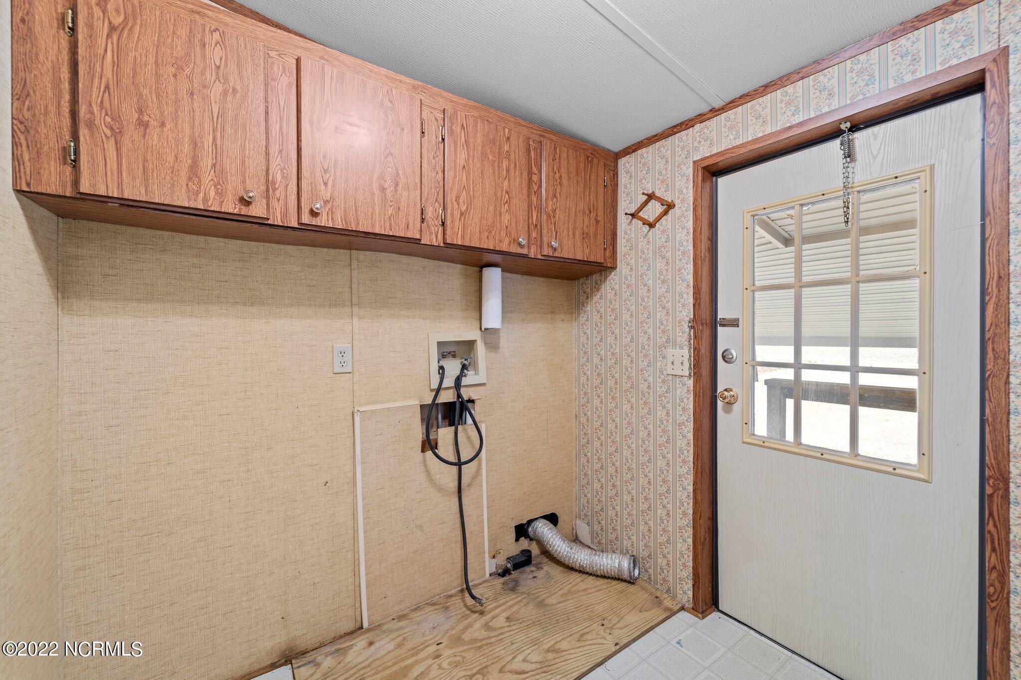 1900 Hills Neck Road Ernul, NC 28527 - Photo 28 of 39 38-web-or-mls-A1C03047