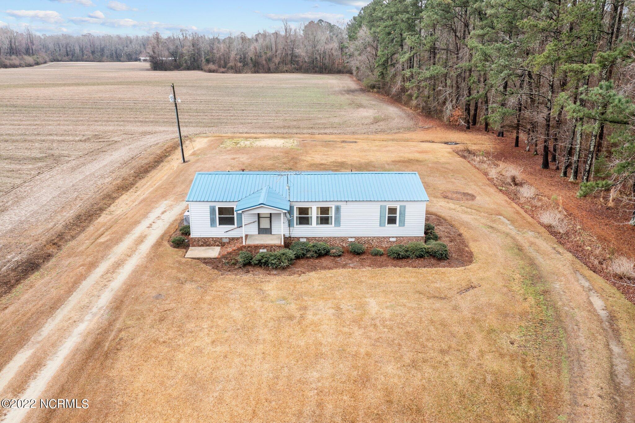 1900 Hills Neck Road Ernul, NC 28527 - Photo 38 of 39 18-web-or-mls-DJI_0670