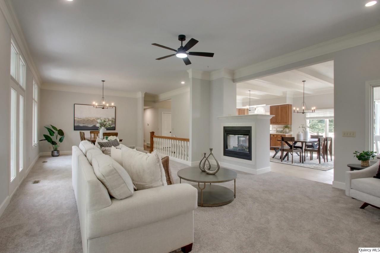 3510 Overlook Drive Quincy, IL 62305 - Photo 6 of 29 a living room with furniture and a large window