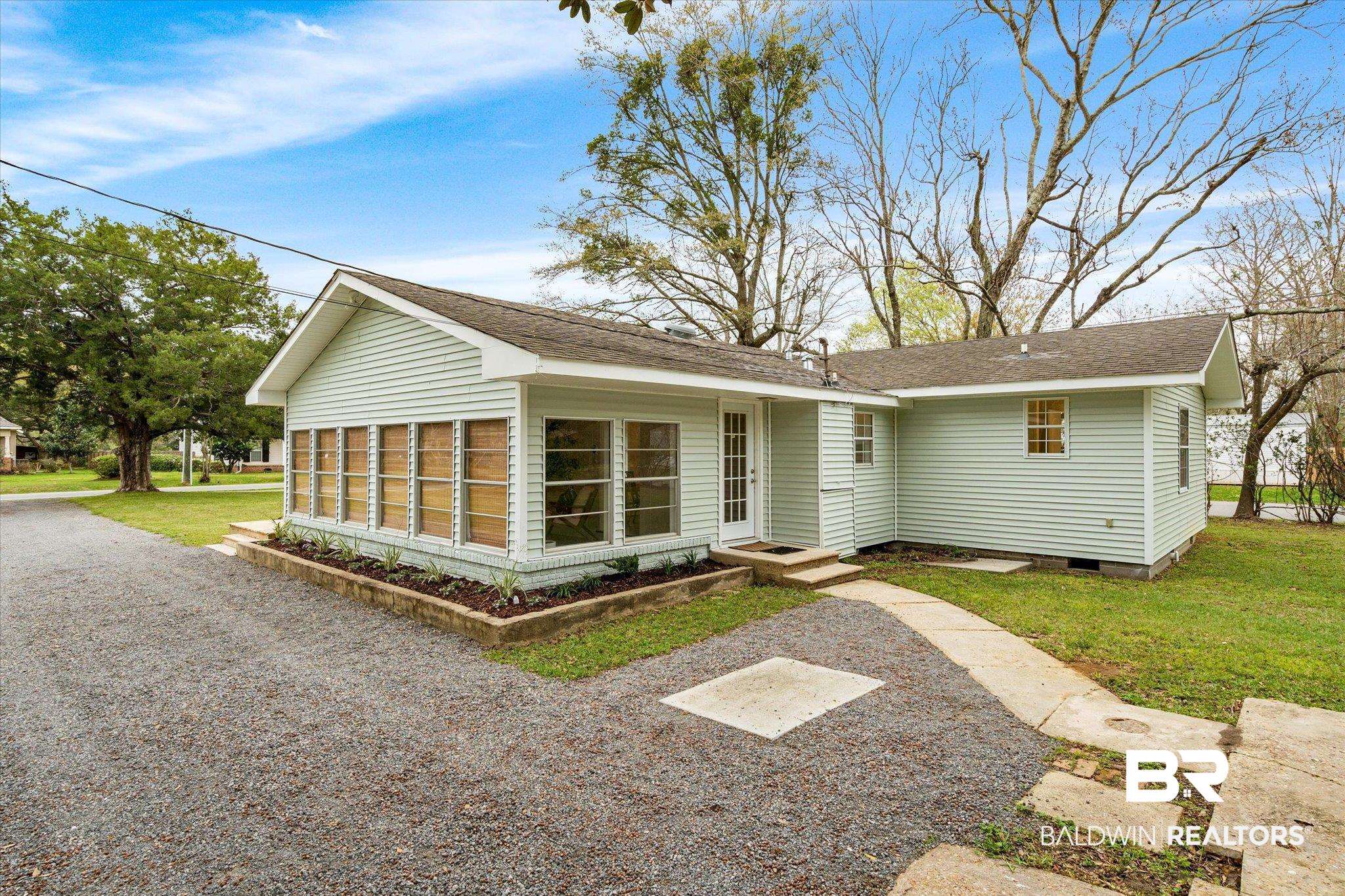 9020 Morphy Avenue Fairhope, AL 36532 - Photo 2 of 44