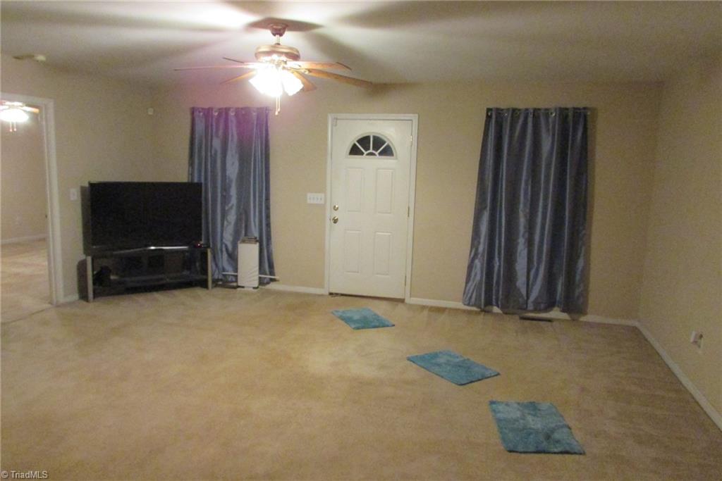 801 Providence Church Road Randleman, NC 27317 - Photo 6 of 30 Gallery Image 6