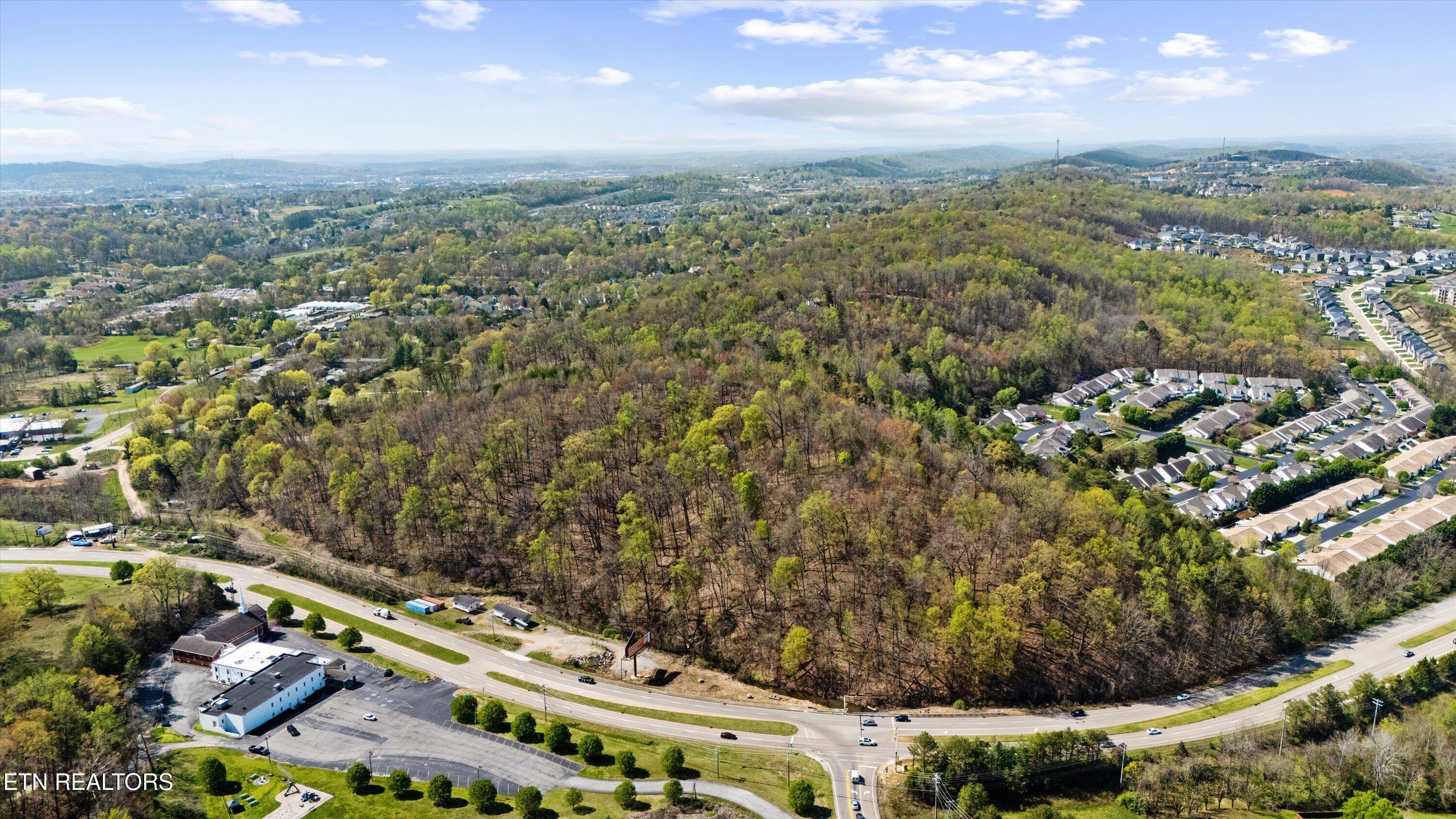 0 Hardin Valley Road Knoxville, TN 37932 - Photo 3 of 15 05-0 Hardin Valley Rd04