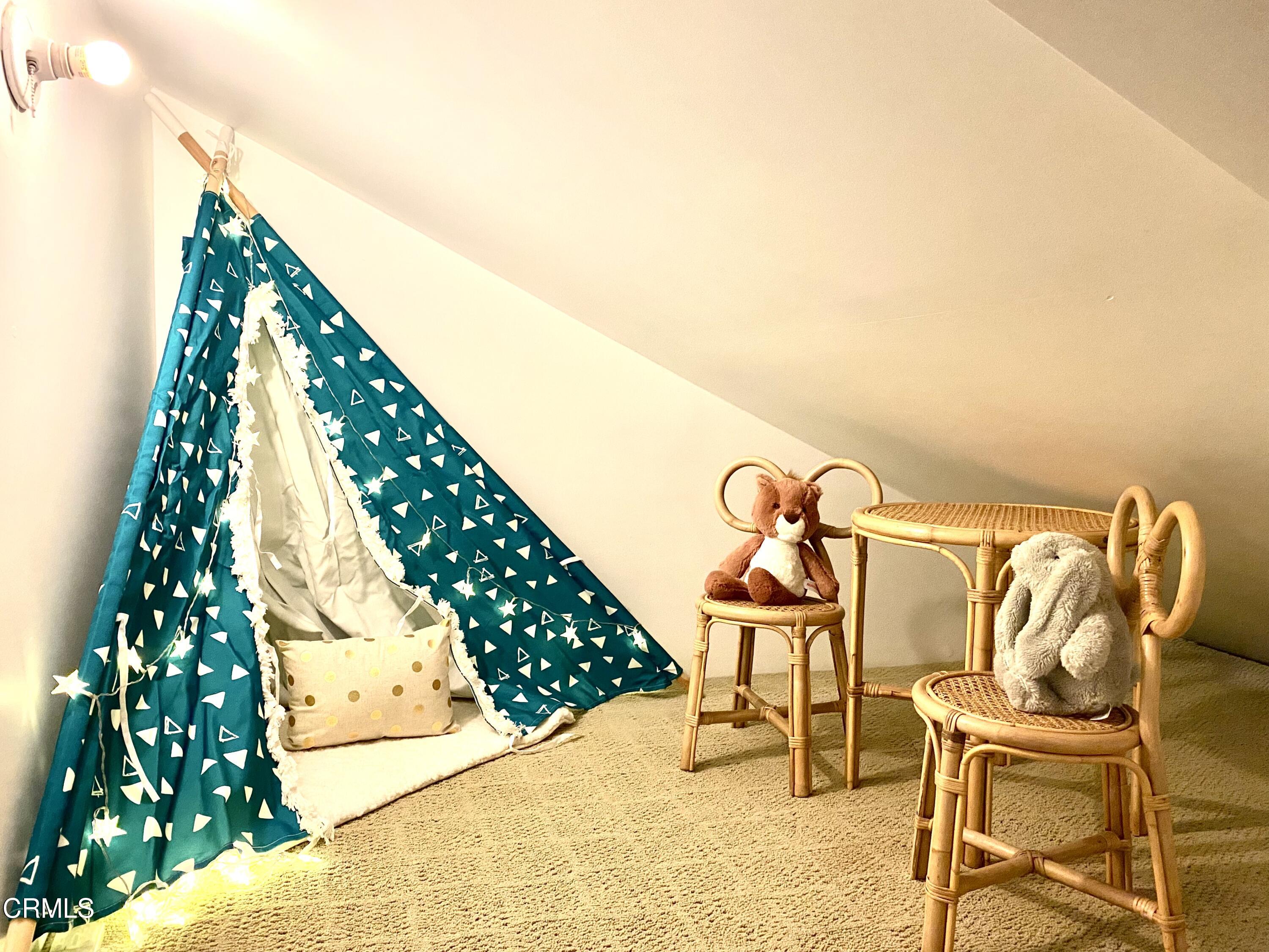 1741 Mission Street South Pasadena, CA 91030 - Photo 34 of 51 a balcony with table and chairs