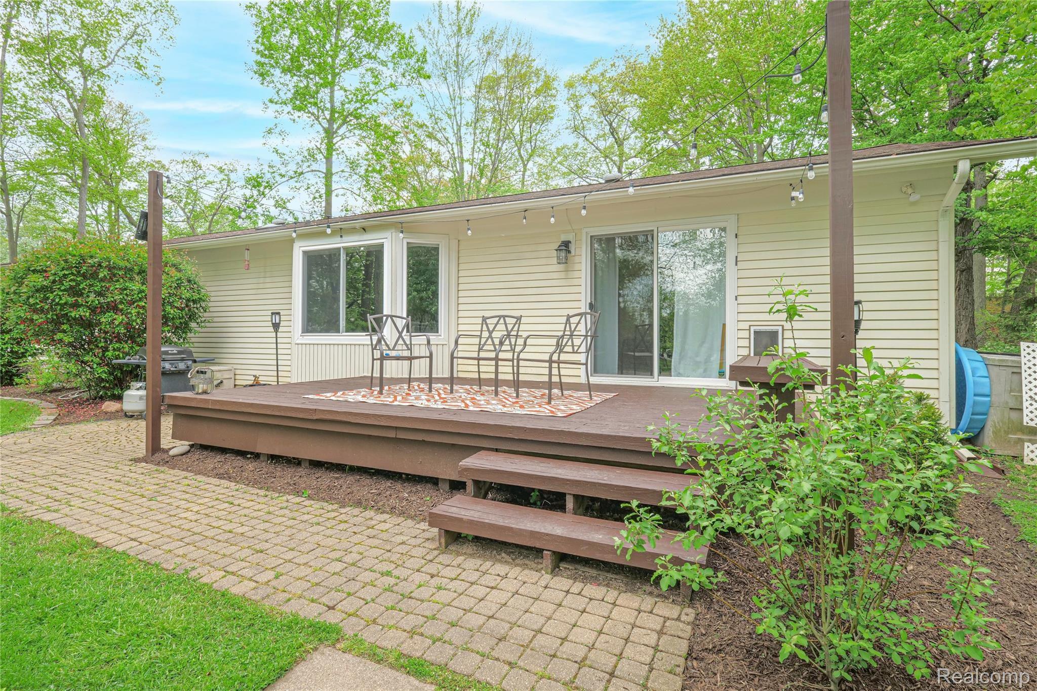 1188 James R Street Howell, MI 48843 - Photo 20 of 34 PANA2649-Edit.jpg