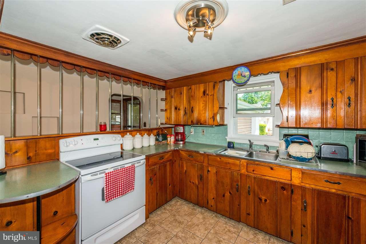 569 East Canal Road York, PA 17404 - Photo 11 of 25 Gallery Image 11