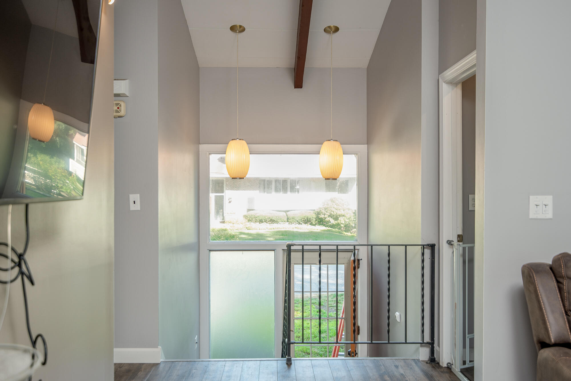 13 Lucerne Street Springvale, ME 04083 - Photo 10 of 37 Living.3 (1 of 1)