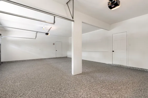 $770,000 | 35 Classic Oaks Place, The Woodlands, TX 77382