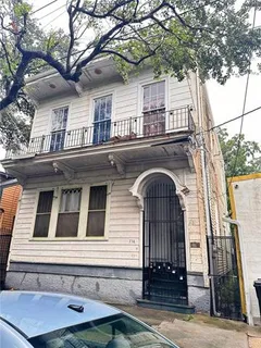 $1,200 | 738 Washington Avenue, Unit A, New Orleans, LA 70130