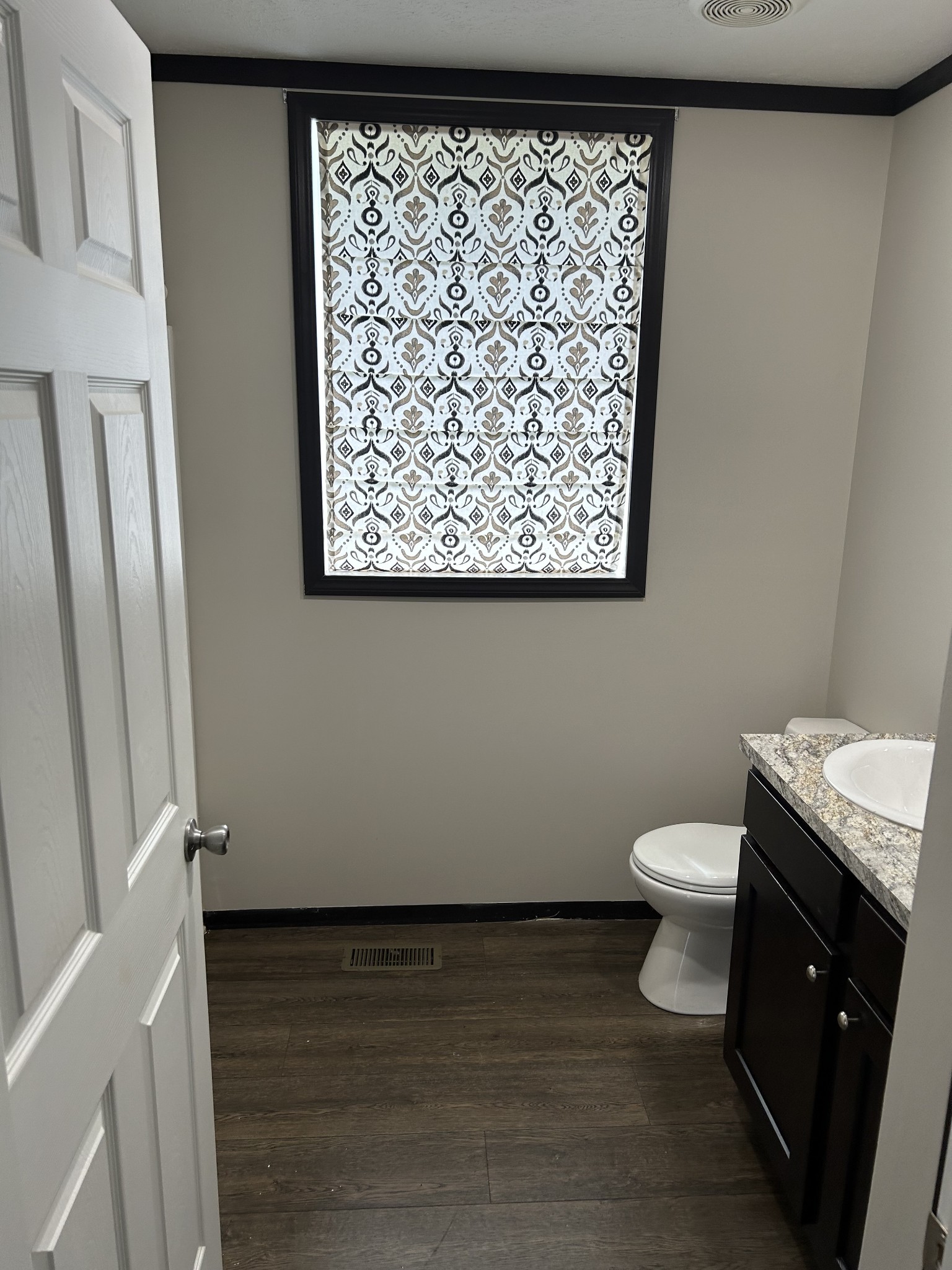 1762 Walden Ridge Road Manchester, TN 37355 - Photo 9 of 12 a bathroom with a sink and a toilet